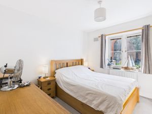 Bedroom- click for photo gallery